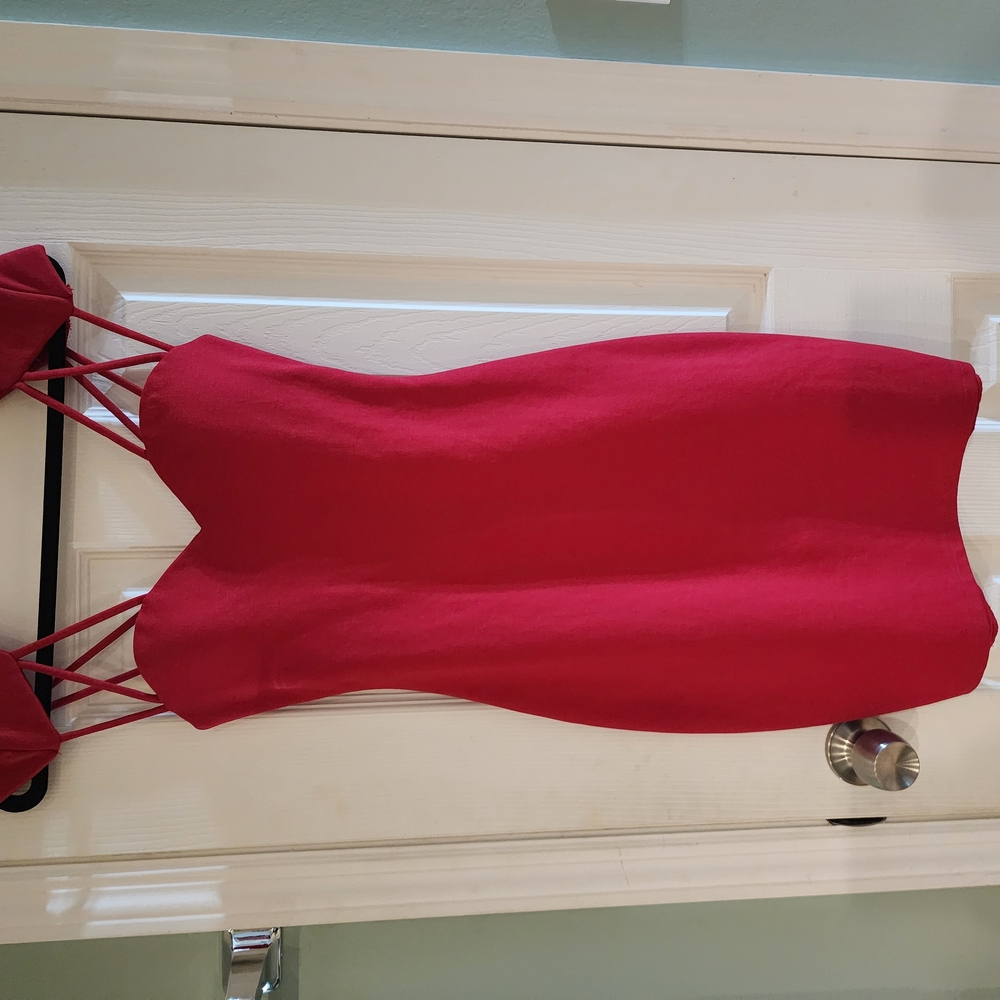 Red Sleeveless Bodycon Dress